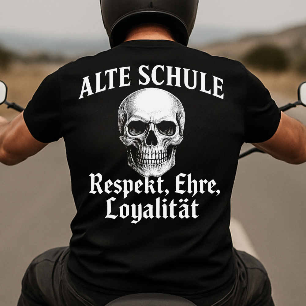 Alte Schule (Totenkopf) - Premium T-Shirt Rückendruck